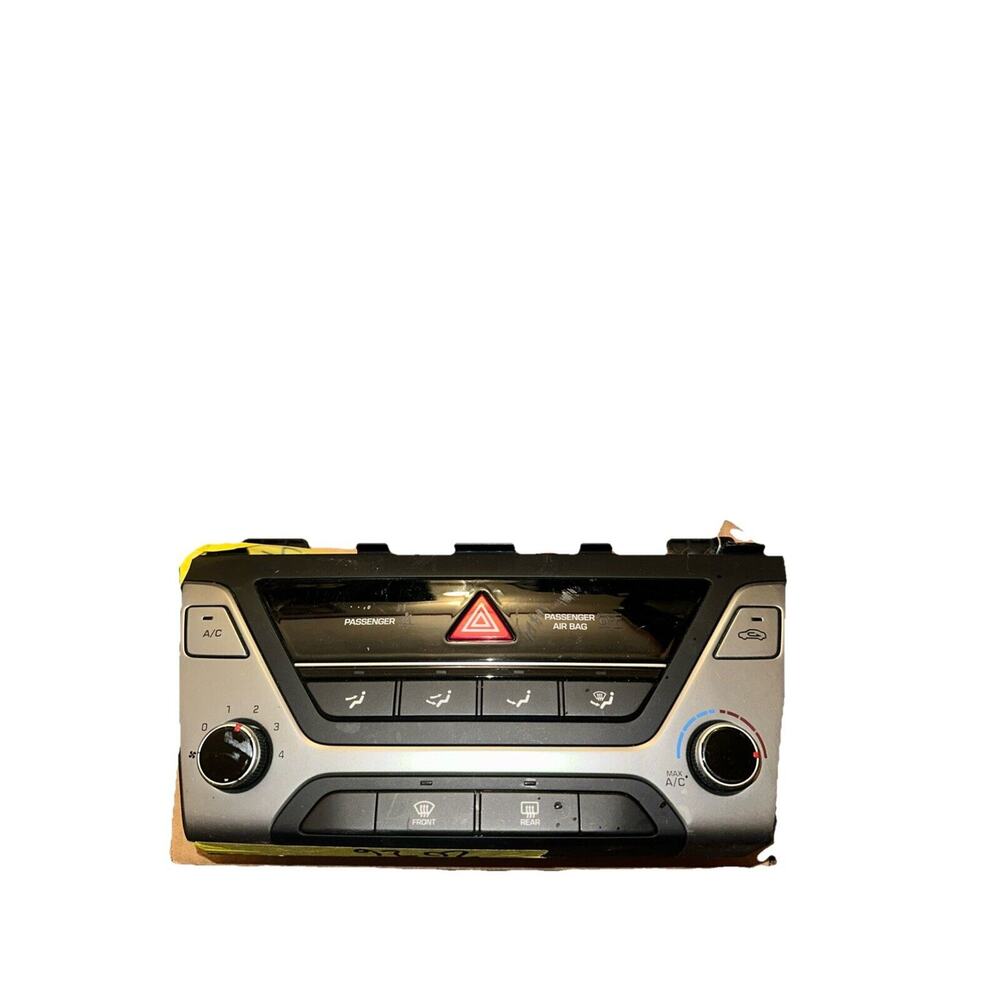 2017 to 2018 Hyundai Elantra Center Heater A/C AC Climate Control Panel F4674 Oe